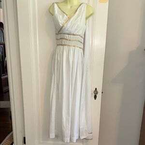 Stunning 60s White‎ Cotton Greek Goddess Party Maxi   Dress with Gold Trim